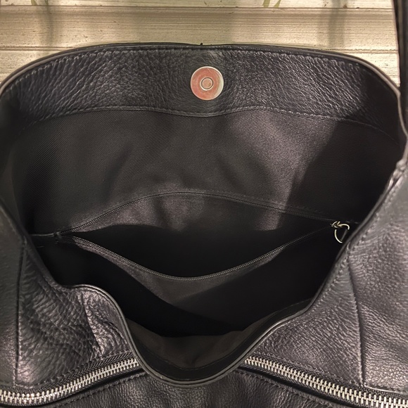 Vince Camuto Large Pebbled Leather Multi Compartment Black Tote Bag Size OS - Picture 8 of 13